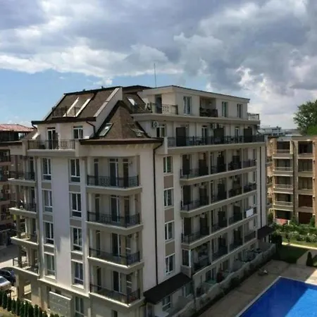 Persani 3 Sanny Apartament Słoneczny Brzeg
